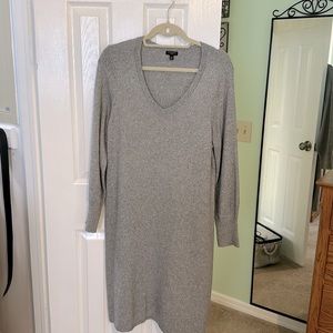 Grey w/ sliver sparkle threading .. great holiday dress ! Worn once .